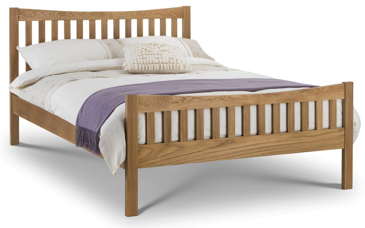 Brynn Oak Bed