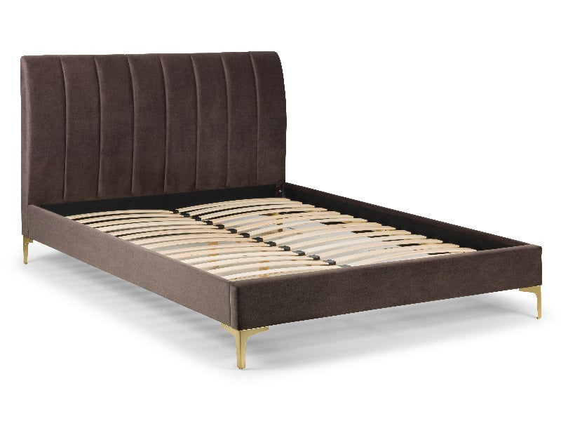 Della Scalloped Velvet Bed