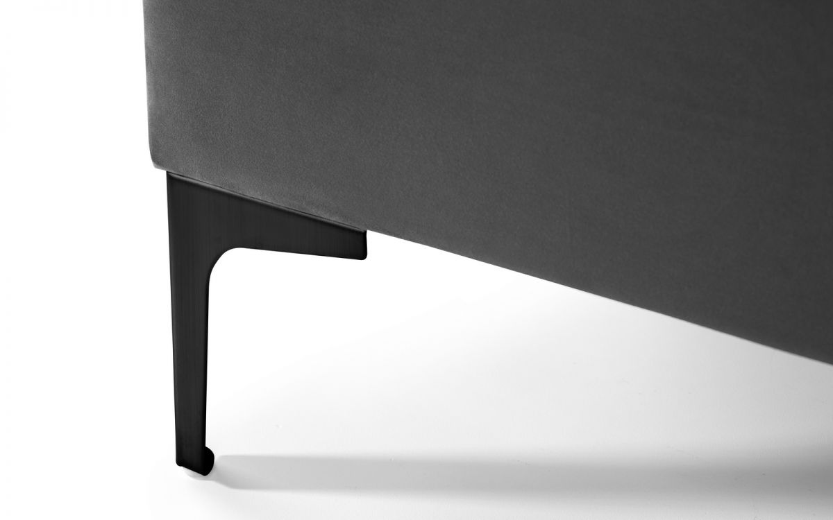 Sullivan Diamond Quilted Velvet Bed